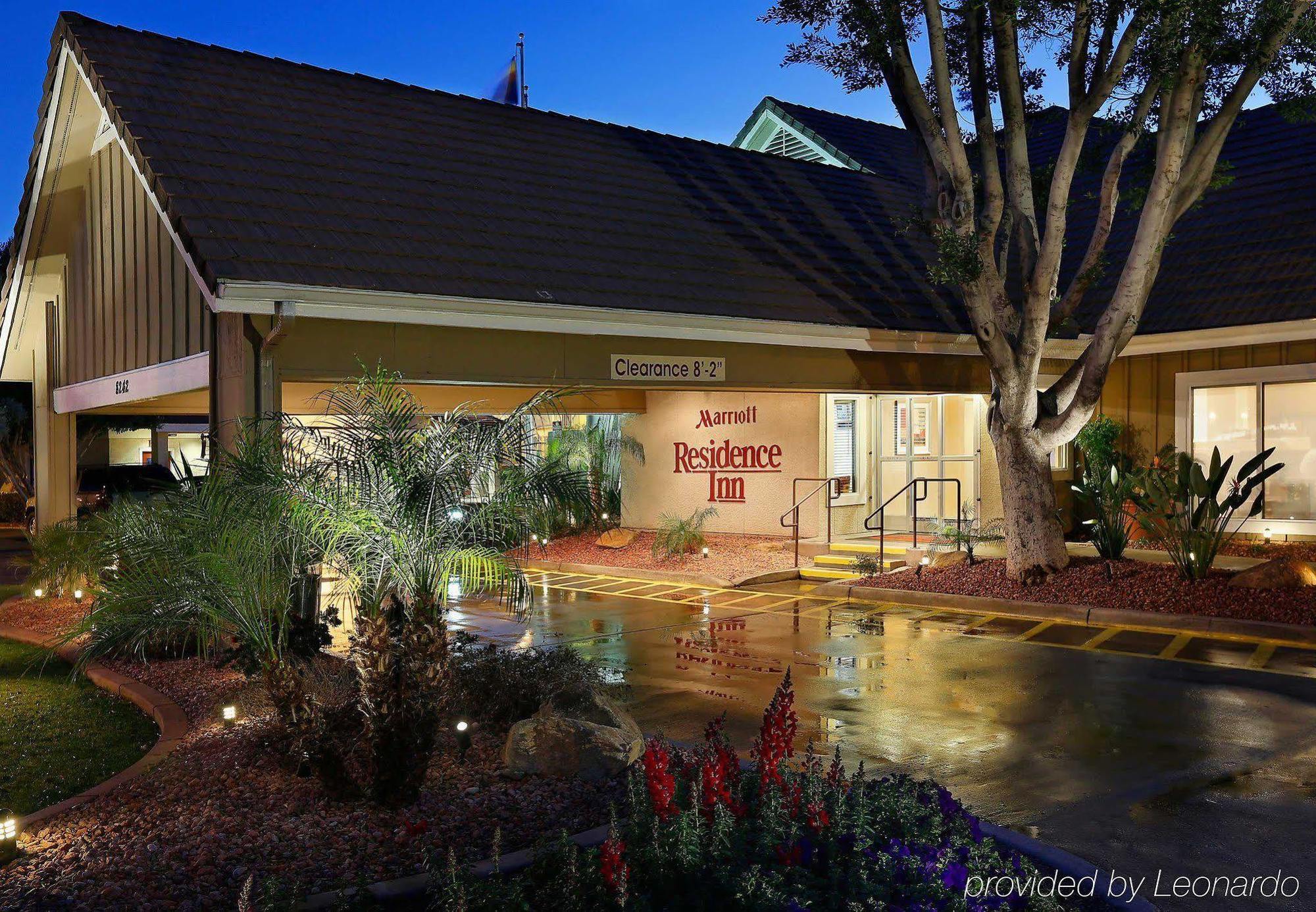 Residence Inn Phoenix Exteriör bild