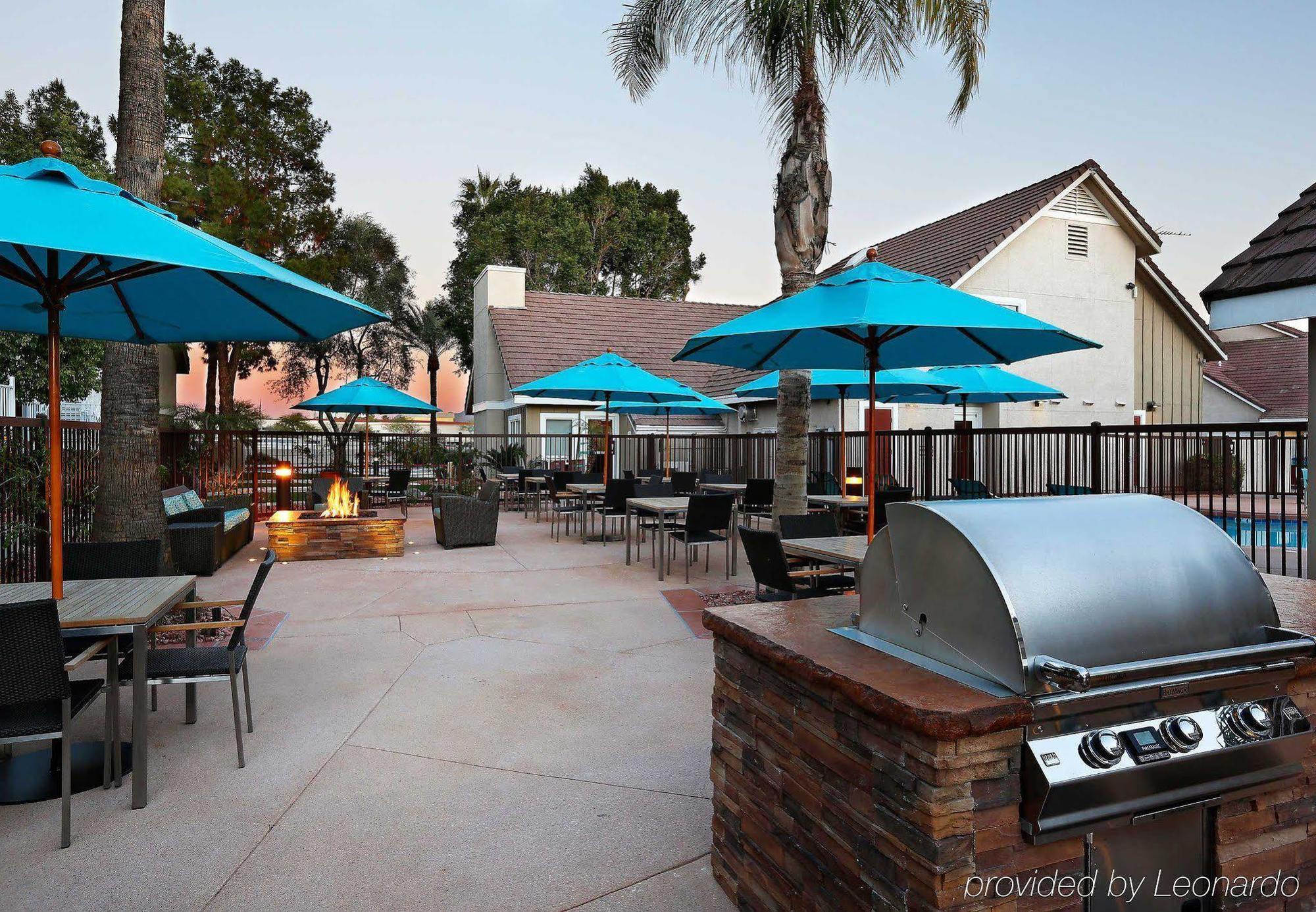 Residence Inn Phoenix Exteriör bild