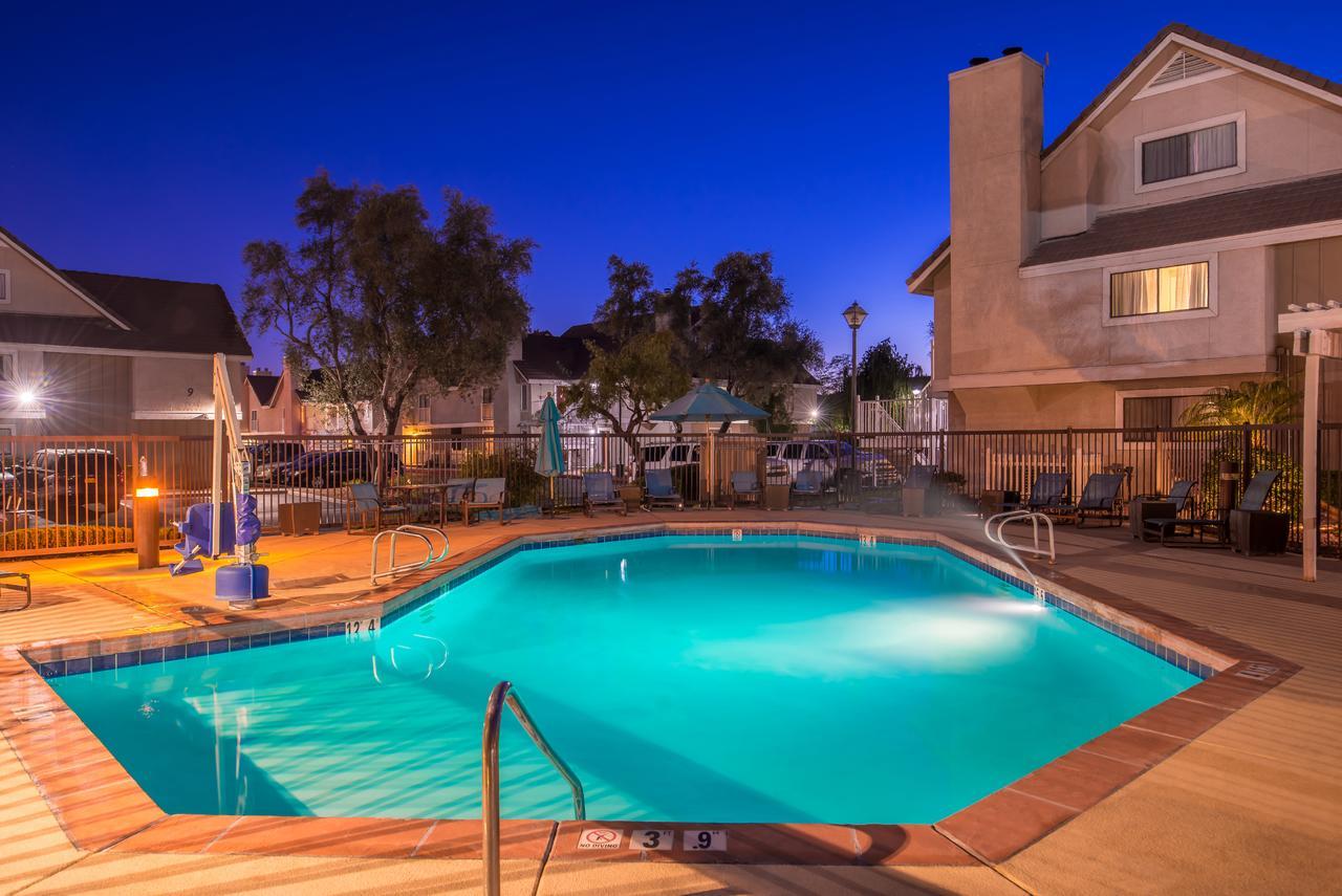 Residence Inn Phoenix Exteriör bild