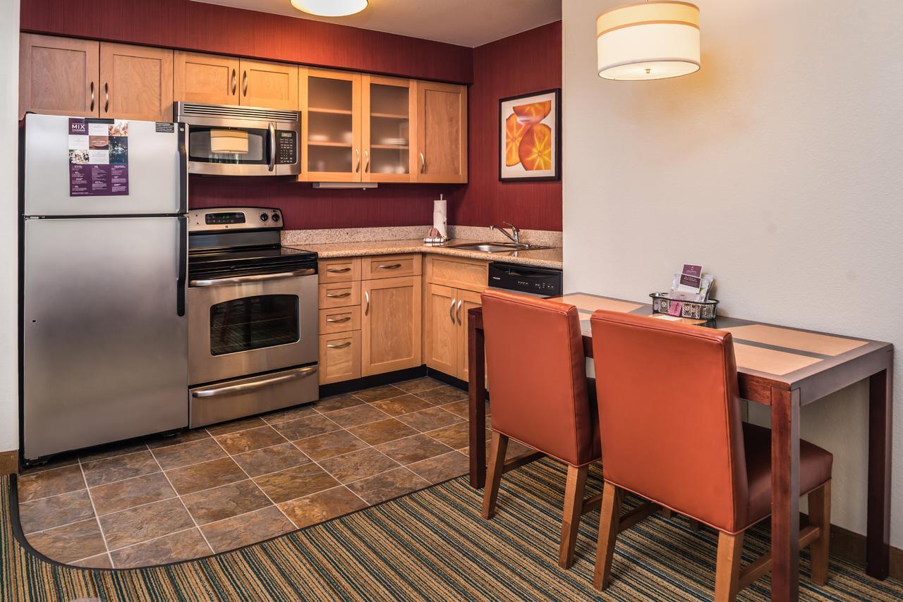 Residence Inn Phoenix Exteriör bild