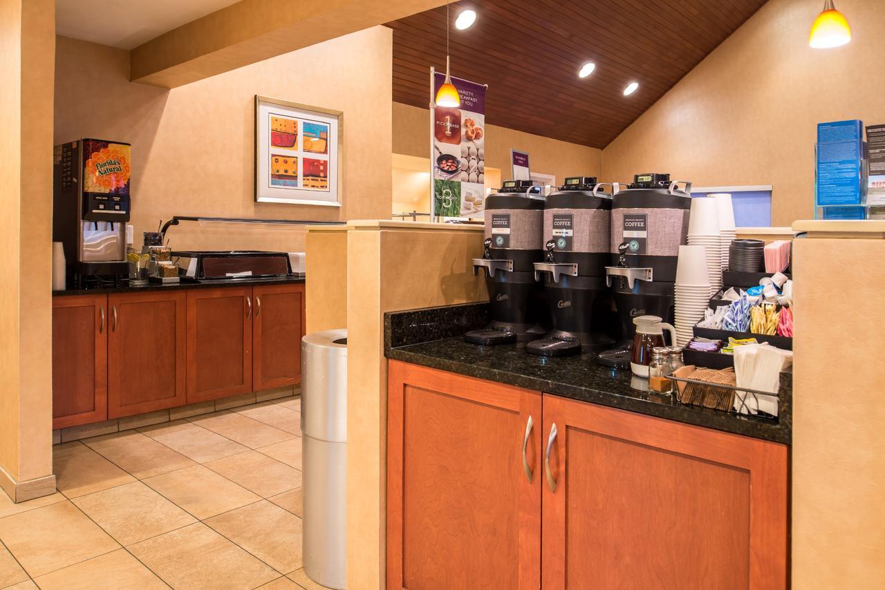 Residence Inn Phoenix Exteriör bild