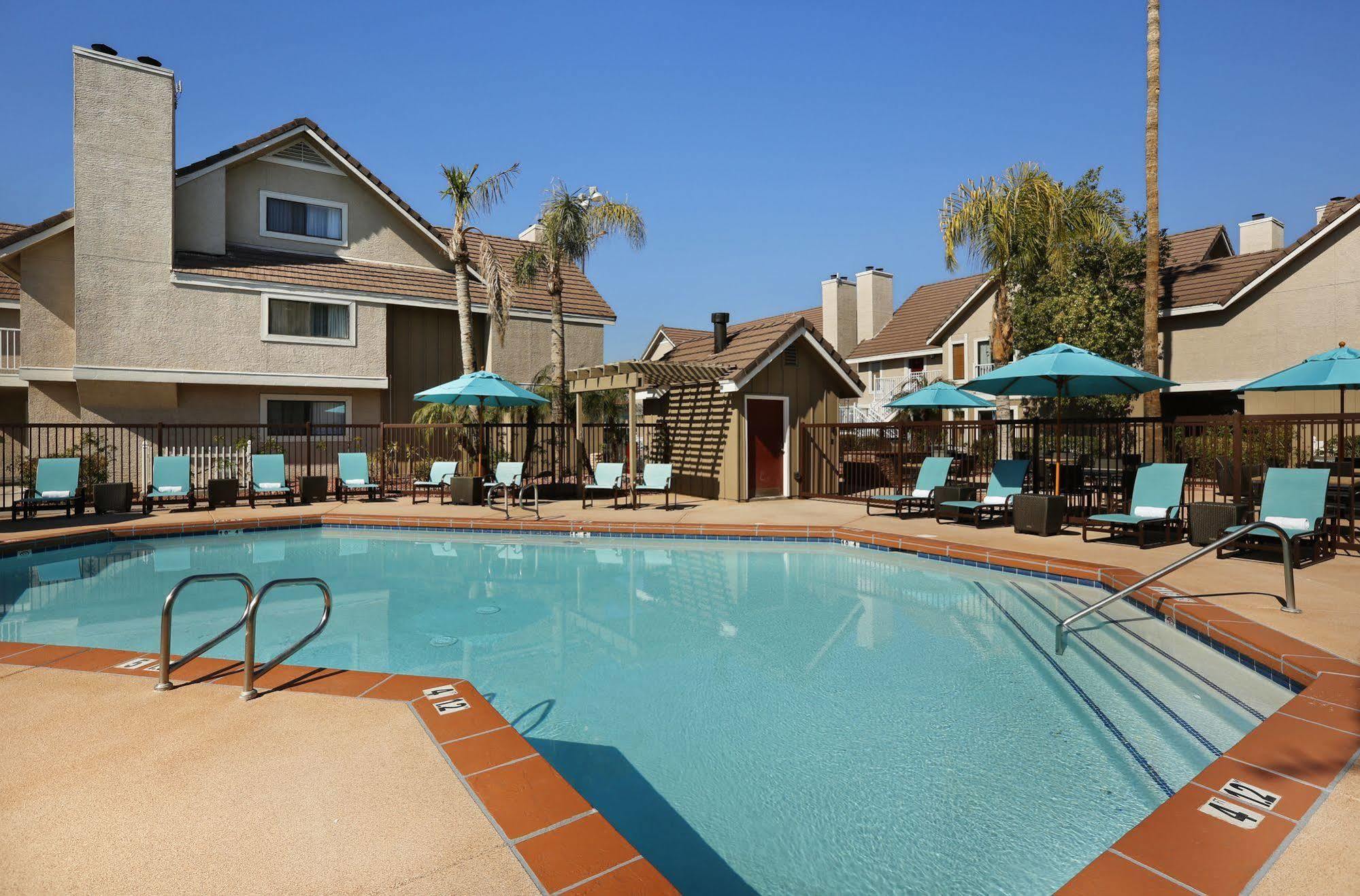 Residence Inn Phoenix Exteriör bild